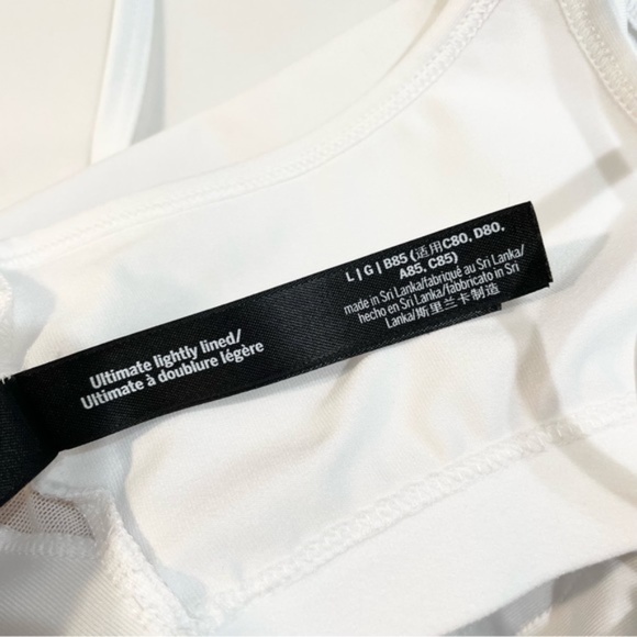 SOLD - PINK Ultimate Lightly Lined Sports Crop Top Bra Cross Back White Large - Picture 8 of 9